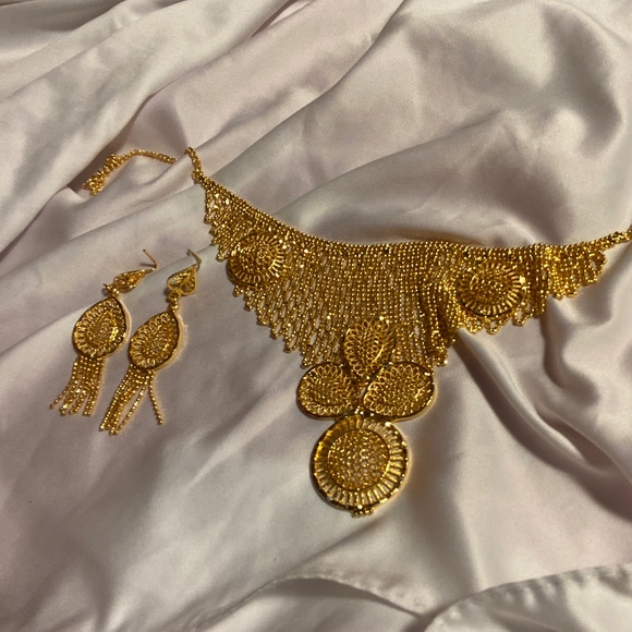 Somali gold set - Picture 1 of 1